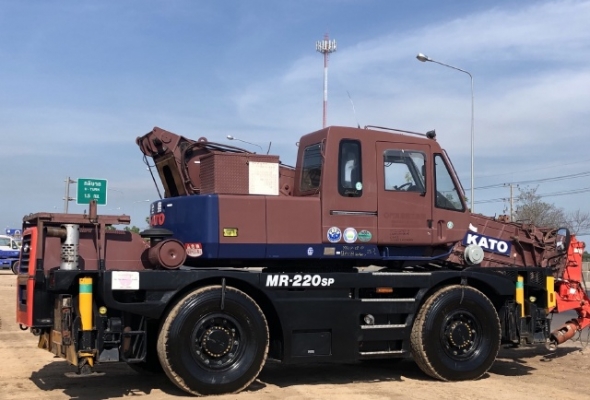 ขายรถเครน KATO KR-22H-II (ขนาด 22 ตัน) ปี 1997 นำเข้าเองจากญี่ปุ่น สภาพสวยพร้อมใช้ มีVDOการทำงานครับ