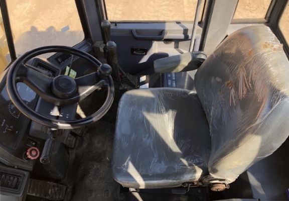 ขายรถตักล้อยาง TCM L13 แขนยาวพิเศษ นำเข้าเองจากญี่ปุ่น สภาพสวยพร้อมใช้ มีVDOการทำงานครับ ขายรถตักล้อยาง TCM L13 แขนยาวพิเศษ นำเข้าเองจากญี่ปุ่น สภาพสวยพร้อมใช้ มีVDOการทำงานครับ