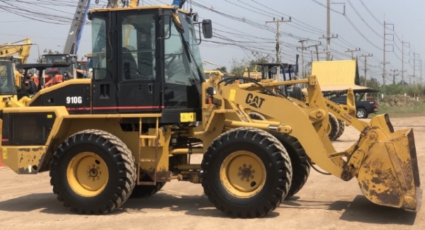 ขายรถตักล้อยาง CAT 910G นำเข้าเองจากญี่ปุ่น สภาพสวยพร้อมใช้ มีVDOการทำงานครับ ขายรถตักล้อยาง CAT 910G นำเข้าเองจากญี่ปุ่น สภาพสวยพร้อมใช้ มีVDOการทำงานครับ