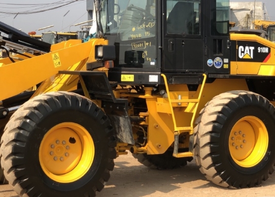 ขายรถตักล้อยาง CAT 910H (เทียบเท่า WA100-6) ปี 2013 รถนอกนำเข้าเองจากญี่ปุ่น สภาพสวยพร้อมใช้ มีVDOการทำงานครับ