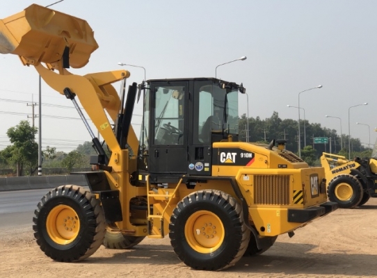ขายรถตักล้อยาง CAT 910H (เทียบเท่า WA100-6) ปี 2013 รถนอกนำเข้าเองจากญี่ปุ่น สภาพสวยพร้อมใช้ มีVDOการทำงานครับ