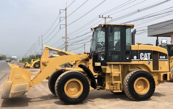ขายรถตักล้อยาง CAT 924G นำเข้าเองจากญี่ปุ่น สภาพสวยพร้อมใช้ มีVDOการทำงานครับ
