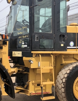 ขายรถตักล้อยาง CAT 924G นำเข้าเองจากญี่ปุ่น สภาพสวยพร้อมใช้ มีVDOการทำงานครับ