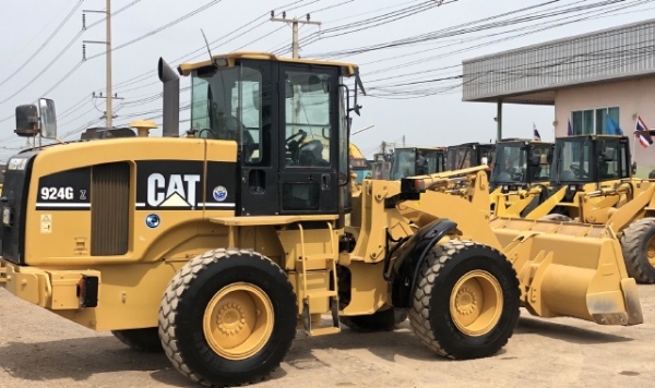 ขายรถตักล้อยาง CAT 924G นำเข้าเองจากญี่ปุ่น สภาพสวยพร้อมใช้ มีVDOการทำงานครับ