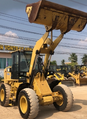 ขายรถตักล้อยาง CAT 924H ปี 2010 นำเข้าเองจากญี่ปุ่น สภาพสวยพร้อมใช้ มีVDOการทำงานครับ