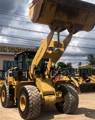 ขายรถตักล้อยาง CAT 950K ปี 2014 นำเข้าเองจากญี่ปุ่น สภาพสวยพร้อมใช้งาน มีVDOการทำงานครับ