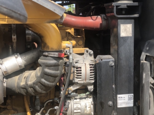 ขายรถตักล้อยาง CAT 950K ปี 2014 นำเข้าเองจากญี่ปุ่น สภาพสวยพร้อมใช้งาน มีVDOการทำงานครับ