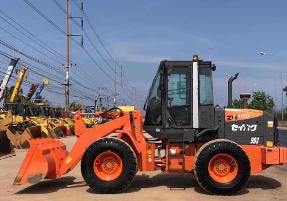ขายรถตักล้อยาง HITACHI ZW100 ปี 2012 นำเข้าเองจากญี่ปุ่น สภาพสวยพร้อมใช้ มีVDOการทำงานครับ ขายรถตักล้อยาง HITACHI ZW100 ปี 2012 นำเข้าเองจากญี่ปุ่น สภาพสวยพร้อมใช้ มีVDOการทำงานครับ