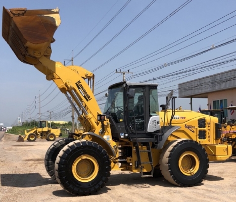 ขายรถตักล้อยาง HITACHI ZW220-5B ปี 2015 นำเข้าเองจากญี่ปุ่น สภาพสวยพร้อมใช้ มีVDOการทำงานครับ