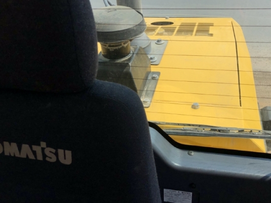 ขายรถตักล้อยาง KOMATSU WA100-7 ปี 2017 นำเข้าเองจากญี่ปุ่น สภาพสวยพร้อมใช้ มีVDOการทำงานครับ