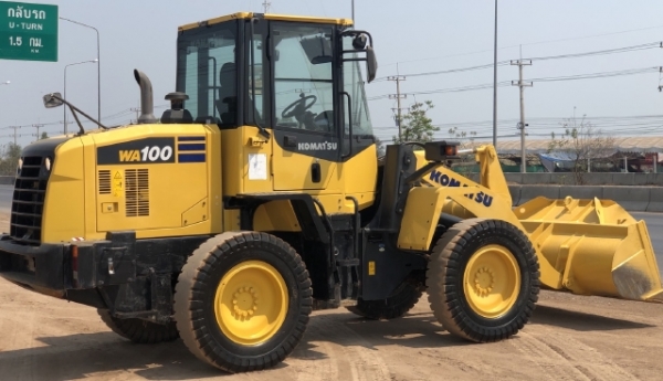 ขายรถตักล้อยาง KOMATSU WA100-7 ปี 2017 นำเข้าเองจากญี่ปุ่น สภาพสวยพร้อมใช้ มีVDOการทำงานครับ