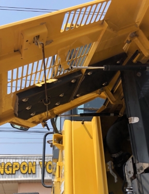 ขายรถตักล้อยาง KOMATSU WA100-7 ปี 2017 นำเข้าเองจากญี่ปุ่น สภาพสวยพร้อมใช้ มีVDOการทำงานครับ