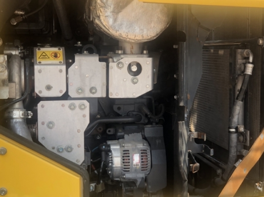 ขายรถตักล้อยาง KOMATSU WA100-7 ปี 2017 นำเข้าเองจากญี่ปุ่น สภาพสวยพร้อมใช้ มีVDOการทำงานครับ