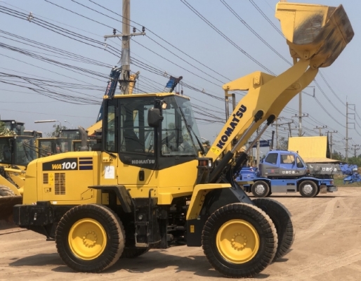 ขายรถตักล้อยาง KOMATSU WA100-7 ปี 2017 นำเข้าเองจากญี่ปุ่น สภาพสวยพร้อมใช้ มีVDOการทำงานครับ