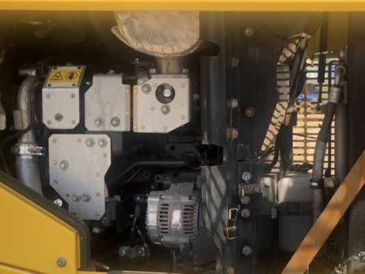ขายรถตักล้อยาง KOMATSU WA100-7 ปี 2017 นำเข้าเองจากญี่ปุ่น สภาพสวยพร้อมใช้ มีVDOการทำงานครับ