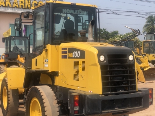 ขายรถตักล้อยาง KOMATSU WA100-7 ปี 2017 นำเข้าเองจากญี่ปุ่น สภาพสวยพร้อมใช้ มีVDOการทำงานครับ