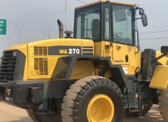 ขายรถตักล้อยาง KOMATSU WA270-5 นำเข้าเองจากญี่ปุ่น สภาพสวยพร้อมใช้ มีVDOการทำงานครับ