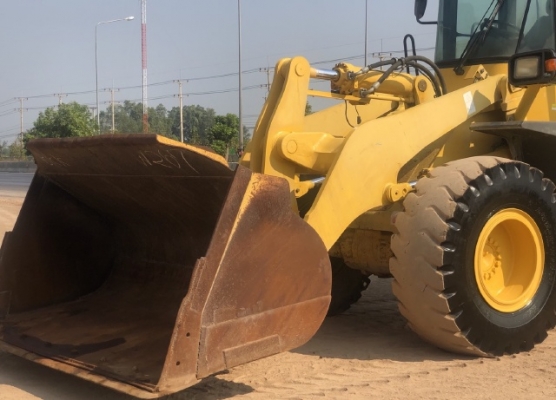 ขายรถตักล้อยาง KOMATSU WA300-3E นำเข้าเองจากญี่ปุ่น สภาพสวยพร้อมใช้ มีVDOการทำงานครับ