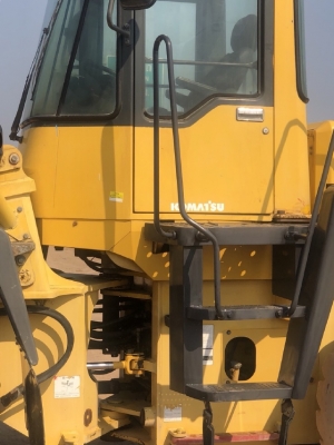 ขายรถตักล้อยาง KOMATSU WA300-3E นำเข้าเองจากญี่ปุ่น สภาพสวยพร้อมใช้ มีVDOการทำงานครับ