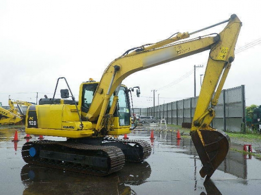 ขายรถขุดนำเข้าจากประเทศญี่ปุ่น komatsu pc120-8 คันที่1 สนใจติดต่อสอบถาม 0923309229 อีด