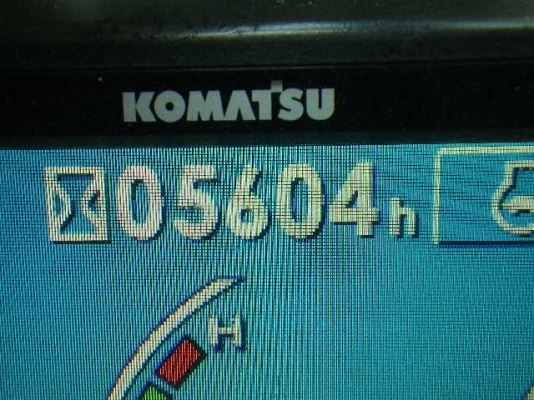 ขายรถขุดนำเข้าจากประเทศญี่ปุ่น komatsu pc120-8 คันที่1 สนใจติดต่อสอบถาม 0923309229 อีด