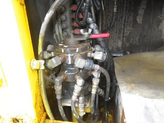 ขายรถขุดนำเข้าจากประเทศญี่ปุ่น komatsu pc120-8 คันที่1 สนใจติดต่อสอบถาม 0923309229 อีด