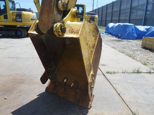 ขายรถขุดนำเข้าจากประเทศญี่ปุ่น komatsu pc120-8คันที่3 สนใจติดต่อสอบถาม 0923309229 อีด