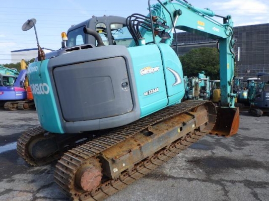 ขายรถขุดนำเข้าจากประเทศญี่ปุ่น kobelco sk125yy06รุ่น8 สนใจติดต่อสอบถาม 0923309229 อีด