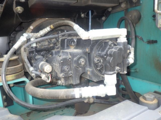 ขายรถขุดนำเข้าจากประเทศญี่ปุ่น kobelco sk125yy06 รุ่น8 สนใจติดต่อสอบถาม 0923309229 อีด