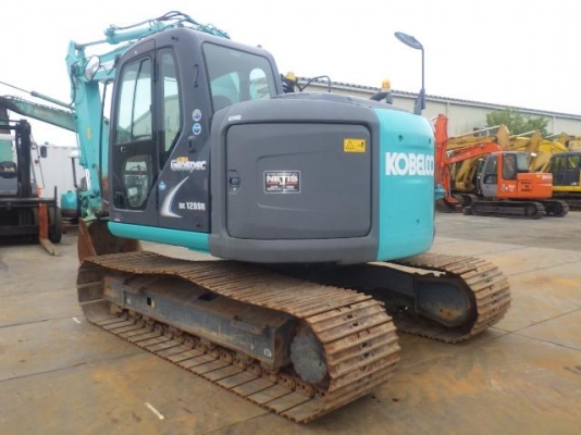 ขายรถขุดนำเข้าจากประเทศญี่ปุ่น kobelco sk125yy06 รุ่น8 สนใจติดต่อสอบถาม 0923309229 อีด
