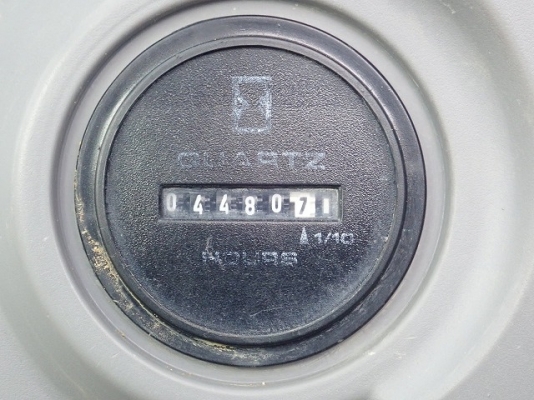 ขายรถขุดนำเข้าจากประเทศญี่ปุ่น kobelco sk135yy06 รุ่น8 แทรกกว้าง70cm ขนาดรถเทียบเท่าsk140 สนใจติดต่อสอบถาม 0923309229 อีด