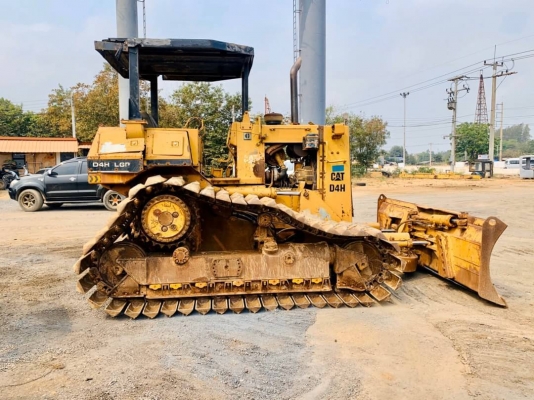 แทรคเตอร์Catterpillar D4Hตีนเป็ด เกียร์ทอล์ค เครื่องช่วงล่างดี พร้อมใช้