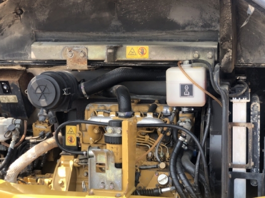 ขายรถขุด CAT 305SR คอนโทรลสั้น ปั๊มนิ้ว นำเข้าเองจากญี่ปุ่น สภาพสวยพร้อมใช้งาน มีVDOการทำงานครับ