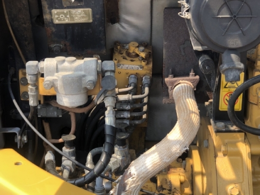 ขายรถขุด CAT 305SR คอนโทรลสั้น ปั๊มนิ้ว นำเข้าเองจากญี่ปุ่น สภาพสวยพร้อมใช้งาน มีVDOการทำงานครับ