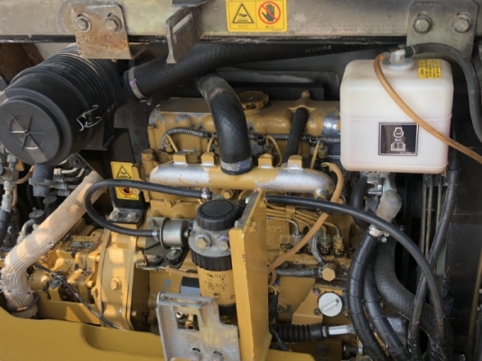 ขายรถขุด CAT 305SR คอนโทรลสั้น ปั๊มนิ้ว นำเข้าเองจากญี่ปุ่น สภาพสวยพร้อมใช้งาน มีVDOการทำงานครับ