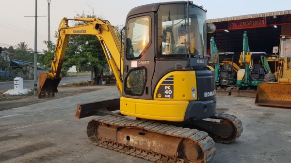 รถขุดโคมัตสุ PC40MR-2 เก่าญี่ปุ่น รถขุดโคมัตสุ PC40MR-2 เก่าญี่ปุ่น