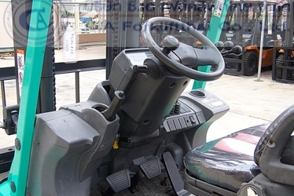 ขาย รถโฟล์คลิฟท์ MITSUBISHI รุ่น FD30T (GRENDIA)