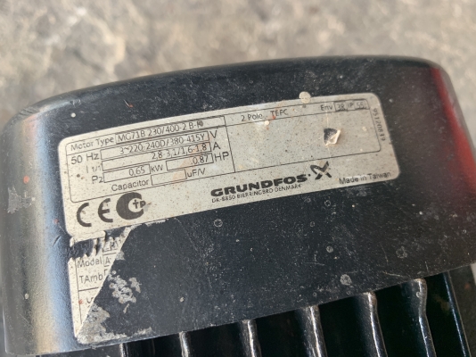 ขายปั๊มน้ำหอยโข่งใบพัดสแตนเลส Grundfos 0.87HP. 380V ขนาดเข้า 1.5นิ้ว ออก 1.5นิ้ว รุ่นเน้นปริมาณน้ำ สภาพสวย หมุนนิ่ม พร้อมใช้งาน ราคา 3,200 บาท