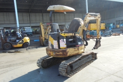 ขายรถแบคโฮ CATERPILLAR 303 (มีหัวแย็กปูน พร้อมบุ้งกี๋)