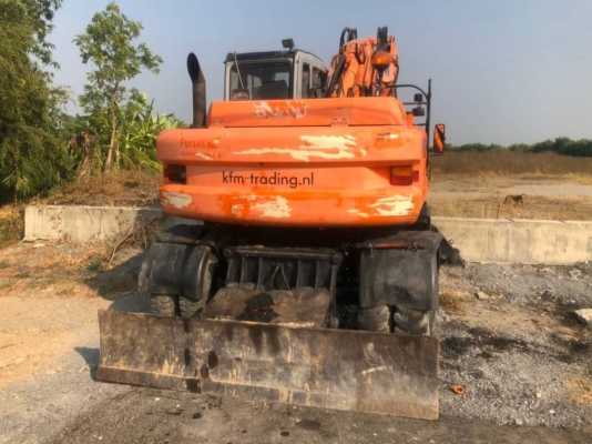 ขาย 750,000 แบคโฮล้อยาง HITACHI EX165W 2 เพลาไฟฟ้าครบ เครื่องดี ปั๊มแรง เอวแน่น ยางดี แอร์เย็น รถสภาพเก่านอก รถสวยพร้อมใช้ เอกสารอินวอยท์ รถอยู่ กทม. 090-772-3710 090-772-3708