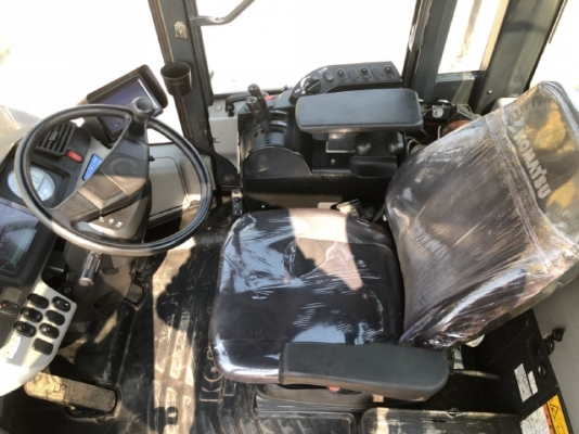 ขายรถตักล้อยาง KOMATSU WA320-7 ปี 2016 นำเข้าเองจากญี่ปุ่น สภาพสวยพร้อมใช้งาน มีVDOการทำงานครับ