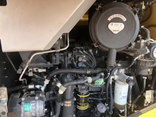 ขายรถตักล้อยาง KOMATSU WA320-7 ปี 2016 นำเข้าเองจากญี่ปุ่น สภาพสวยพร้อมใช้งาน มีVDOการทำงานครับ