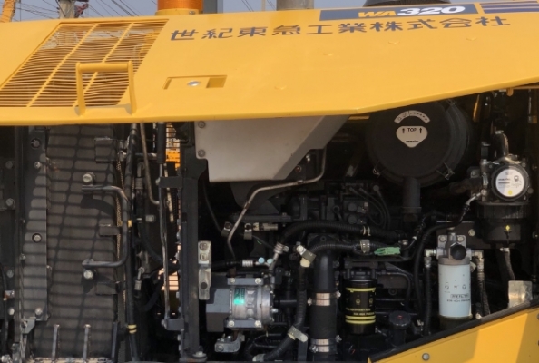 ขายรถตักล้อยาง KOMATSU WA320-7 ปี 2016 นำเข้าเองจากญี่ปุ่น สภาพสวยพร้อมใช้งาน มีVDOการทำงานครับ