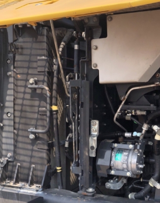 ขายรถตักล้อยาง KOMATSU WA320-7 ปี 2016 นำเข้าเองจากญี่ปุ่น สภาพสวยพร้อมใช้งาน มีVDOการทำงานครับ