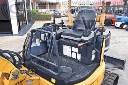 ขาย รถขุดแบคโฮ KOMATSU รุ่น PC30MR-2 (2)