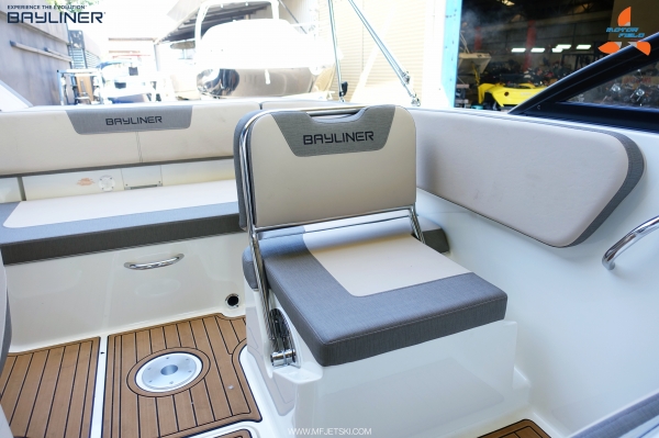 2020 Bayliner VR5 BOWRIDER 2020 Bayliner VR5 BOWRIDER