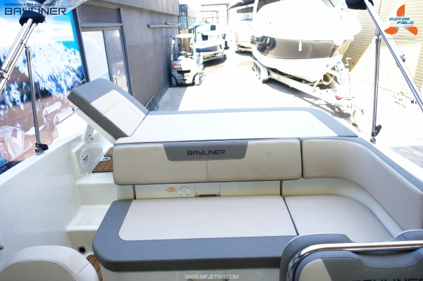 2020 Bayliner VR5 BOWRIDER