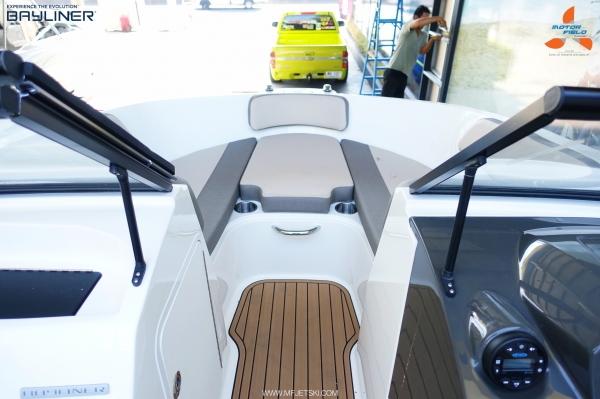 2020 Bayliner VR5 BOWRIDER 2020 Bayliner VR5 BOWRIDER
