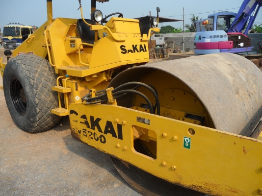 รถบด 10 ตัน 2 เพลา SAKAI SV512T-1E รถพร้อมใช้งาน เอกสารเล่มทะเบียนราคาด่วนๆ880,000เท่านั้น สนใจโทร 081-989-1989 หรั่งครับ