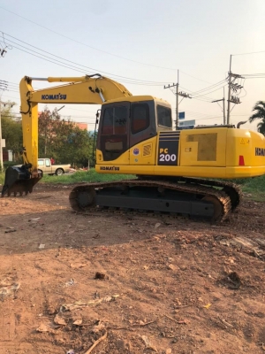 KOMATSU PC 200-7